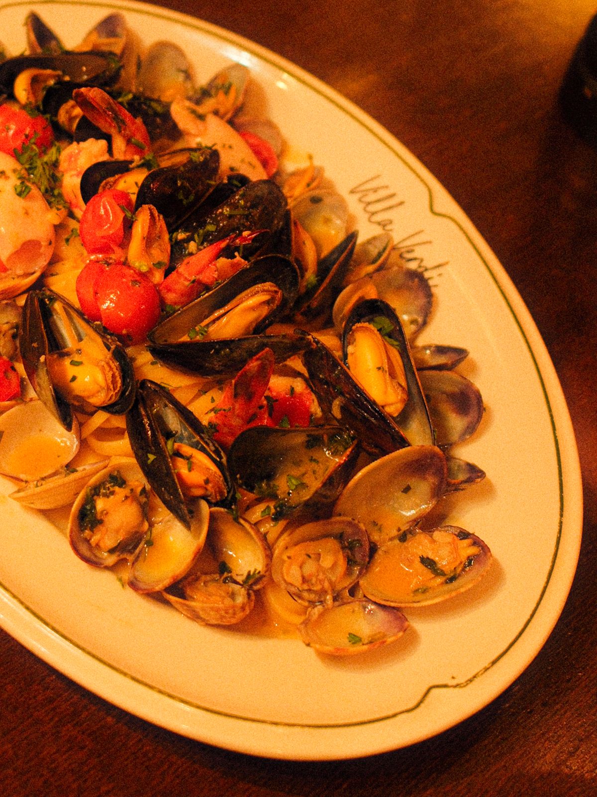 Moules et palourdes à l'italienne